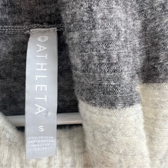 Athleta Turtleneck Sweater Merino Wool Gray White Colorblock Sz S Minimalist - Picture 5 of 11